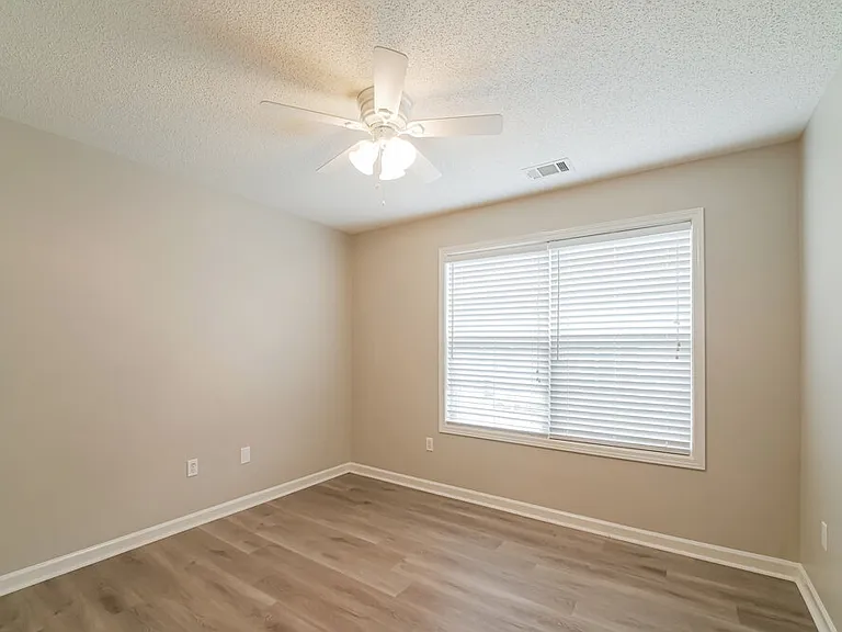 427 Steadham Ct — Photo 15