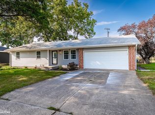738 Circle Dr, Conrad, IA 50621