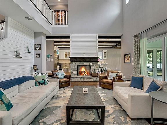 4th image of 3408 W Vasconia St
