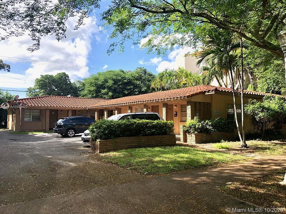 1st image of 826 Salzedo St #826