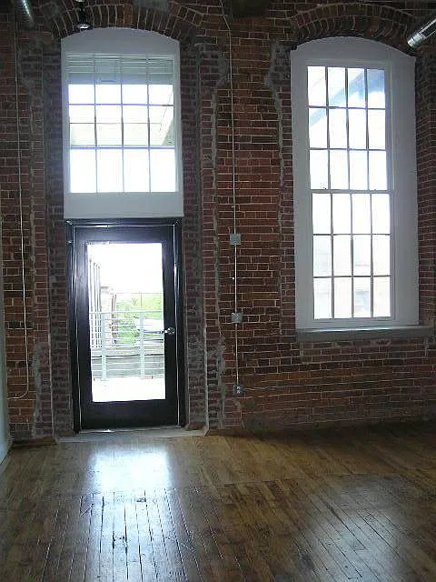1 bed, 743 sqft, $2,000 — Photo 2
