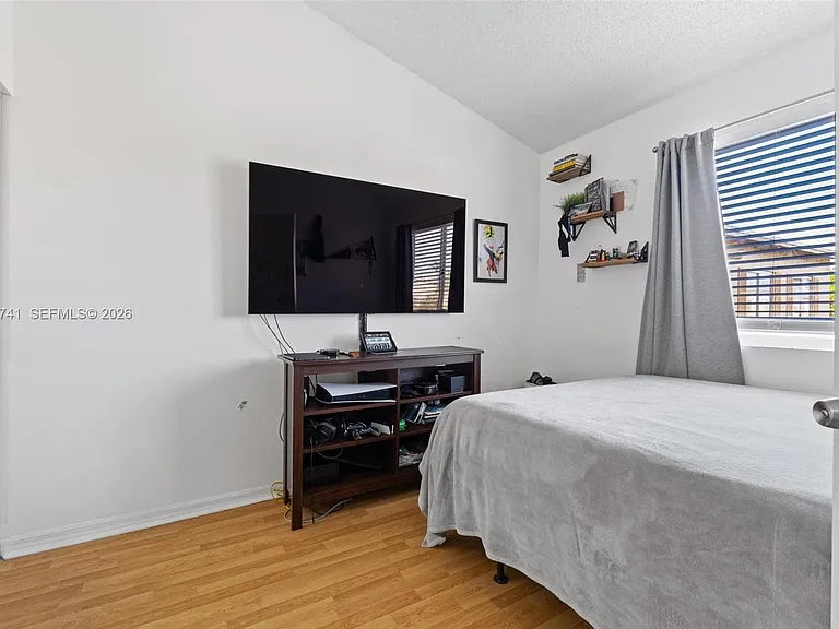 6235 Kendale Lakes Cir #247 — Photo 18