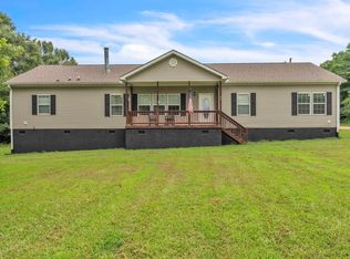 99 Starnes Rd, Laurens, SC 29360