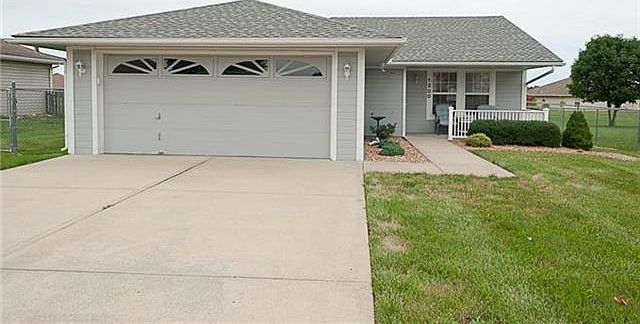 1st image of 1300 Dean Dr