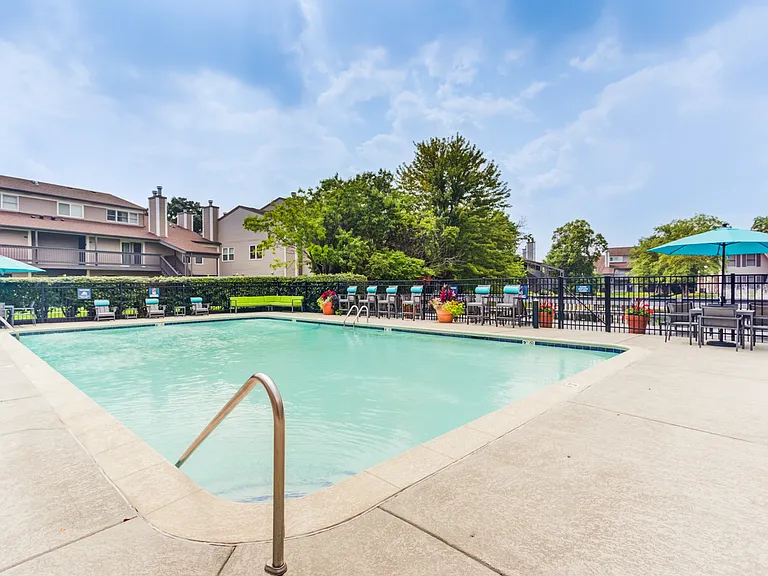 Haven on Long Grove — Photo 14