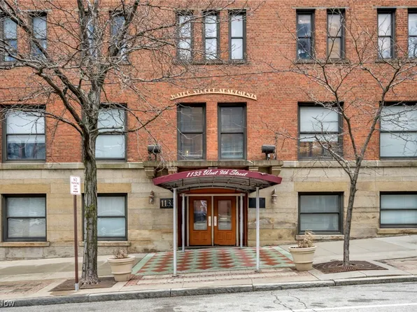 1133 W 9th St APT 409, Cleveland, OH 44113