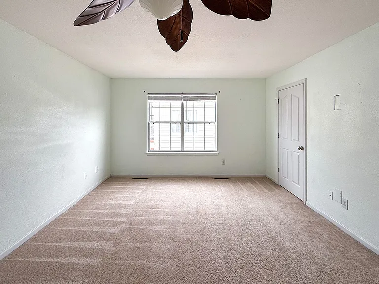 1836 Kensal Green Dr — Photo 26