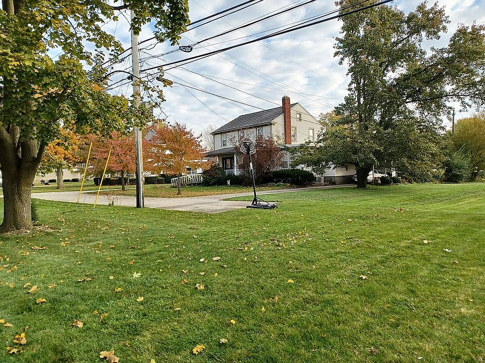 1st image of 1710 Wapakoneta Ave