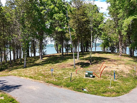 2nd image of 123 Ridge Point Trl