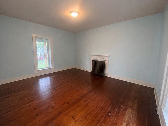 2nd image of 333 Junction Rd #2