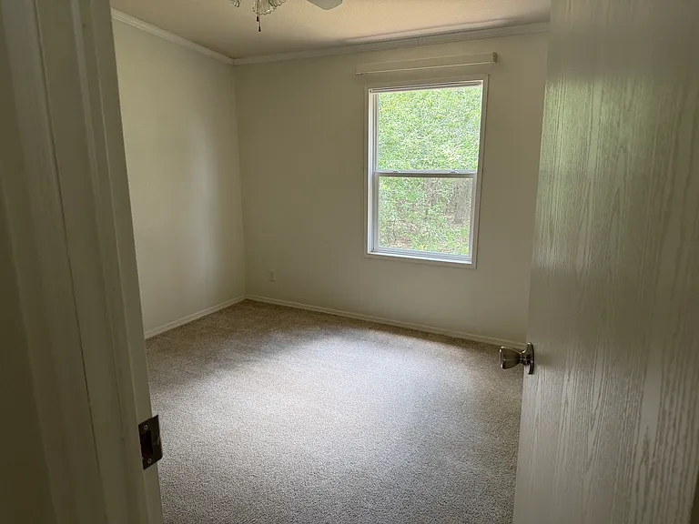 200 Texas Oak Dr — Photo 2