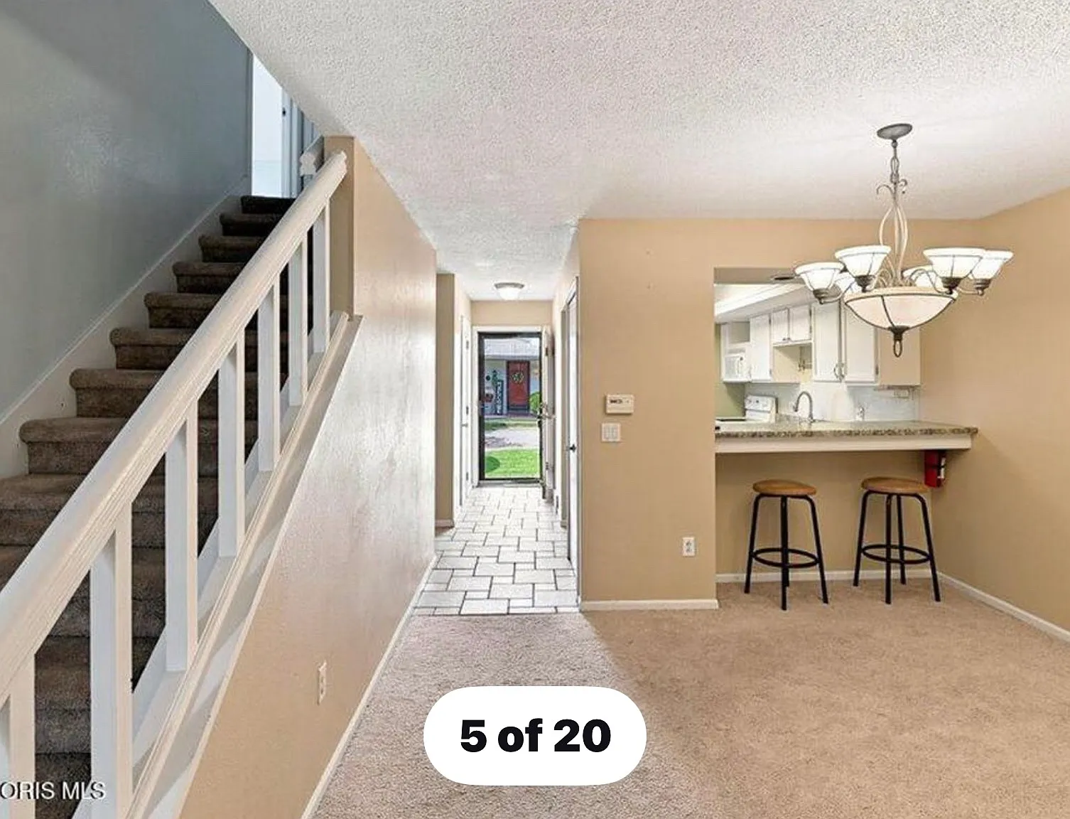 3 bed, 1.5 bath, 1650 sqft, $1,350 — Photo 4
