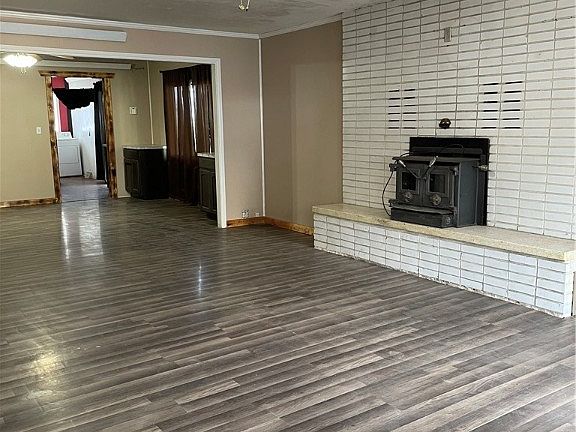 3rd image of 10 N 2nd St