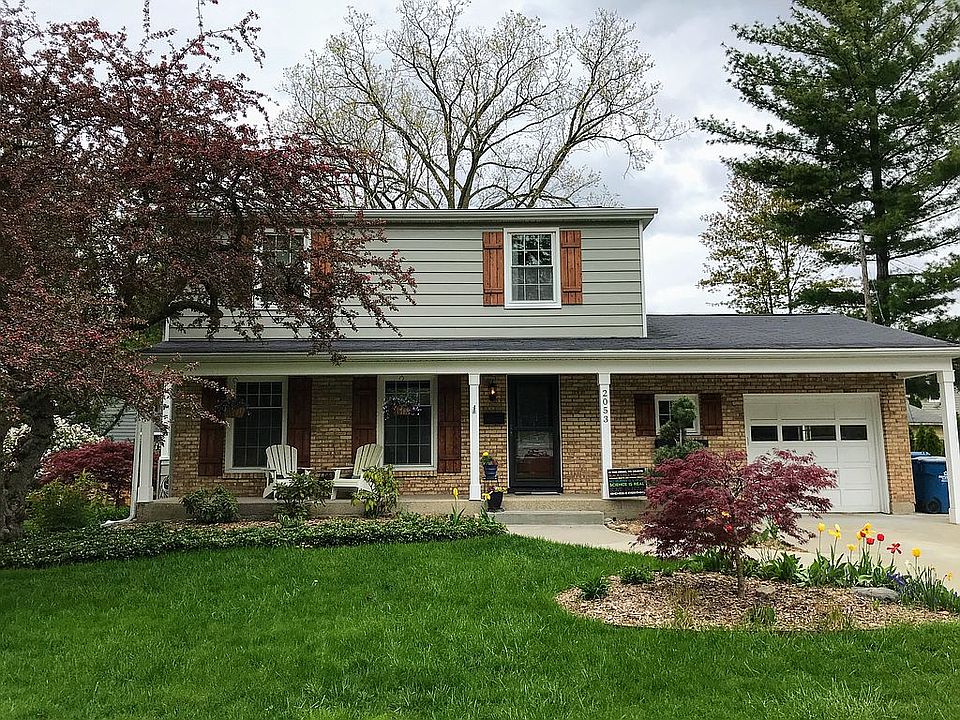 2nd image of 2053 Englewood Dr SE