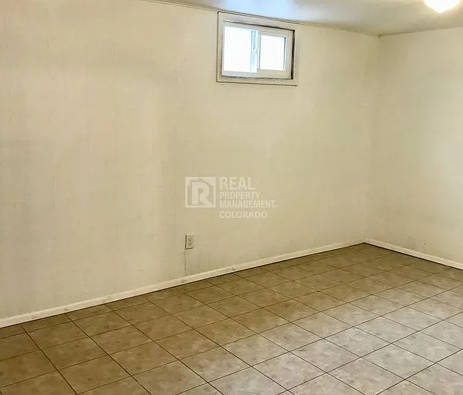 13626 E 13th Pl — Photo 22