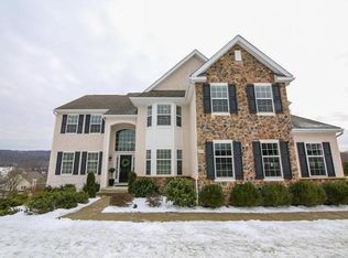 6540 Granville Rd, Zionsville, PA 18092