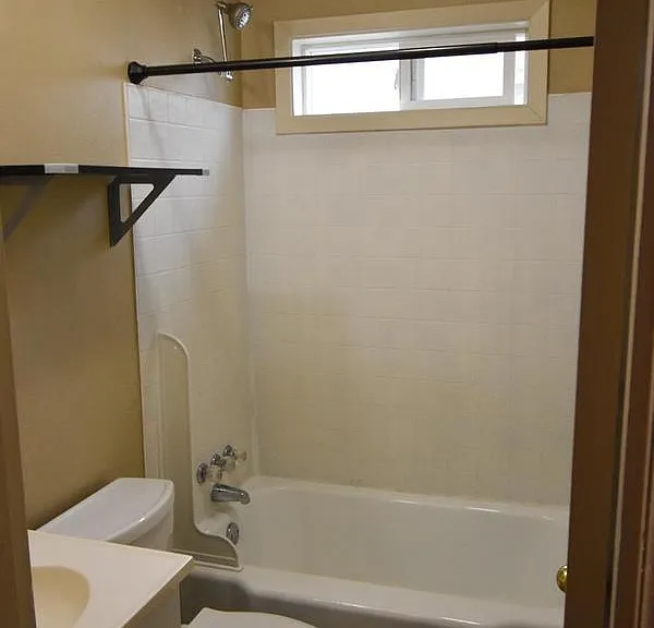 48177 Lauren Dr #4 — Photo 9
