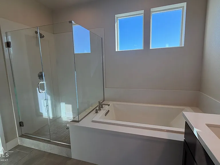 425 Kylie Ln — Photo 23