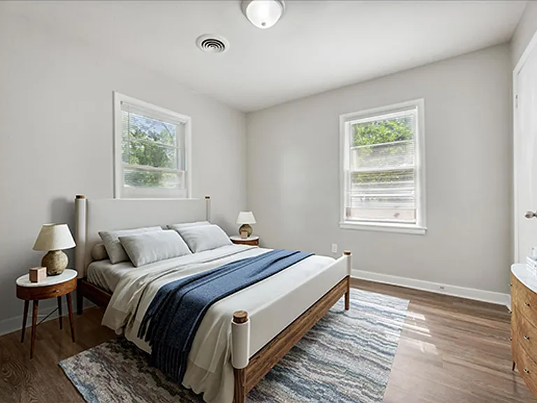 2048 Whitney Ave — Photo 6