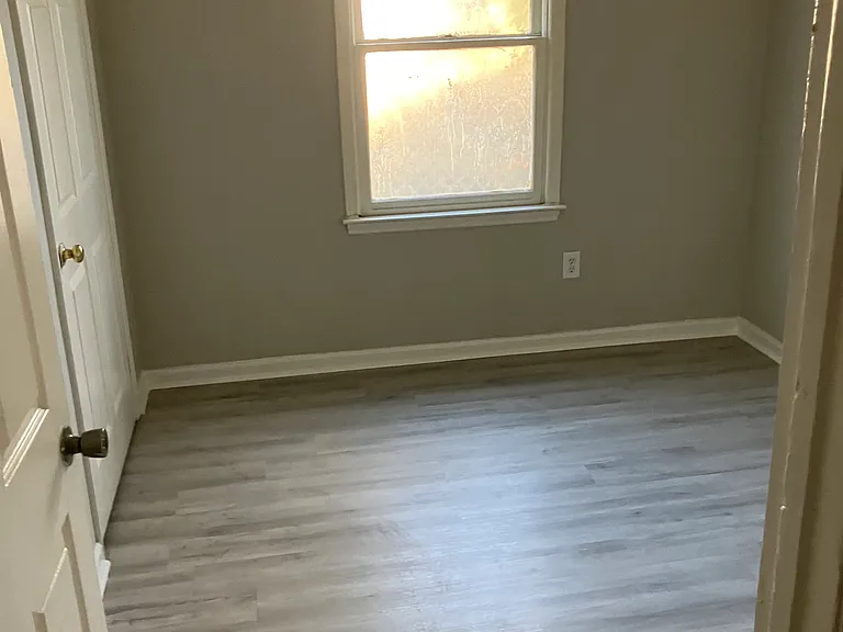426 W Columbus St — Photo 14