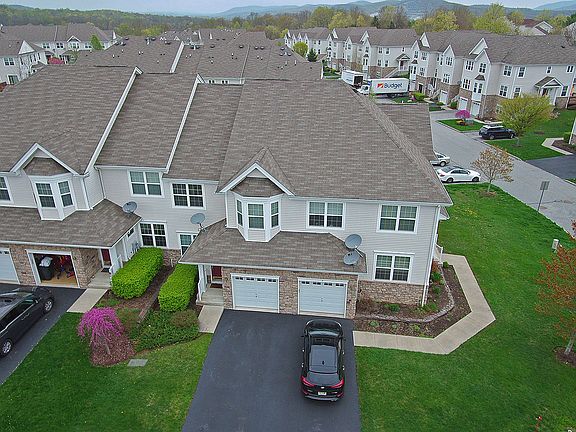 2nd image of 7 Indian Field Dr