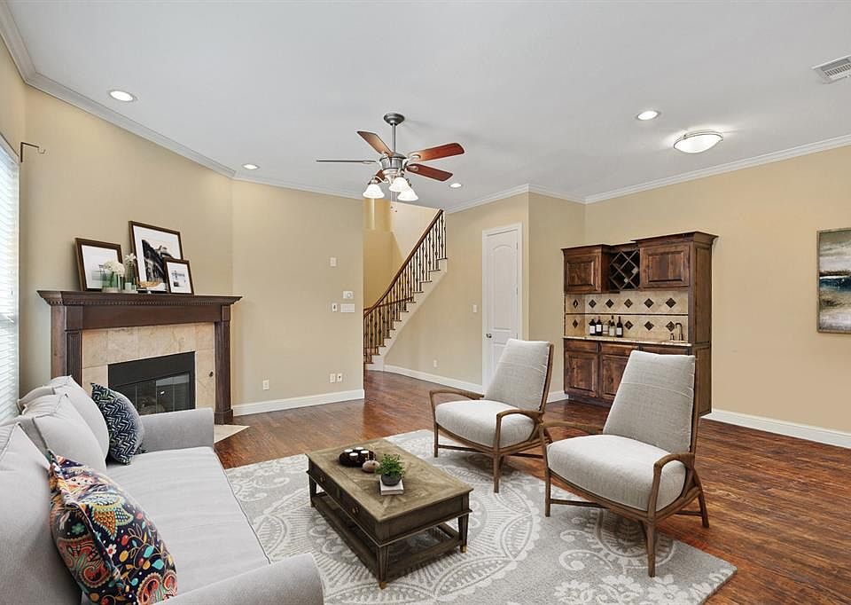 1st image of 5516-18 Winton St
