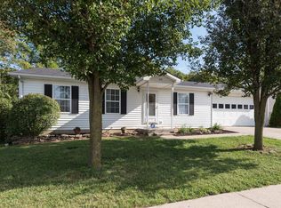 248 Holly Berry Dr, Frankfort, KY 40601