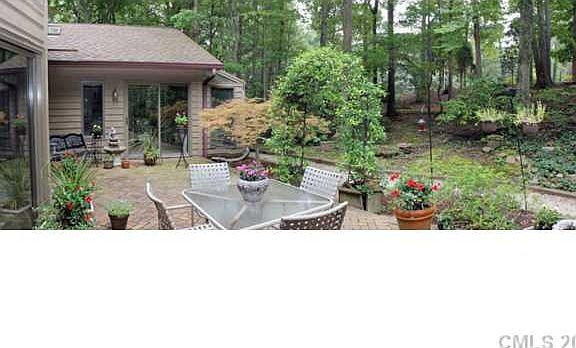 2nd image of 19 Tanglewood Rd