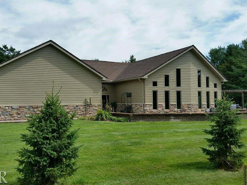 1st image of 2221 County Road 600 N