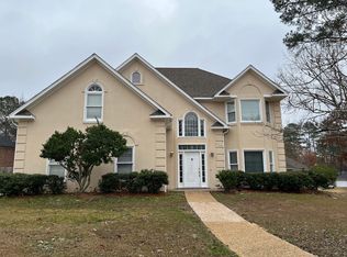 520 Hickory Pl, Brandon, MS 39047