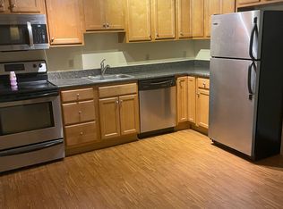 555 Calef Rd APT 14, Manchester, NH 03103