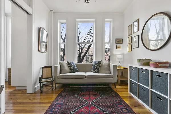 Sold by Compass | media 3