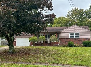 3360 Estates Cir, Youngstown, OH 44511