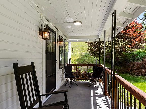 77th image of 1651 Winding Stairs Rd