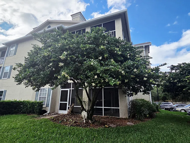 200 Ironwood Dr #211 — Photo 6
