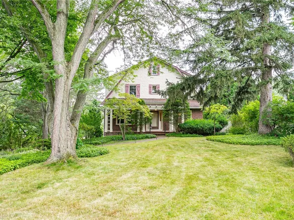 17 Edgewood Ave, Rochester, NY 14618