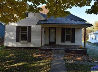 1211 S 3rd St, Clinton, IN 47842