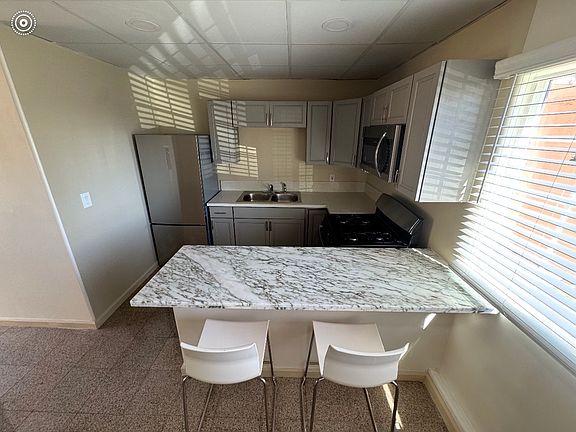 5th image of 3129 Chadwick Dr