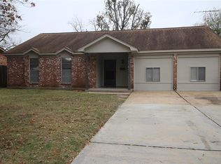 5842 Shurmard Dr, Houston, TX 77092