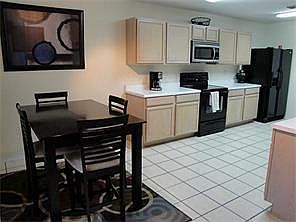 5th image of 3218 Lipizzan Dr