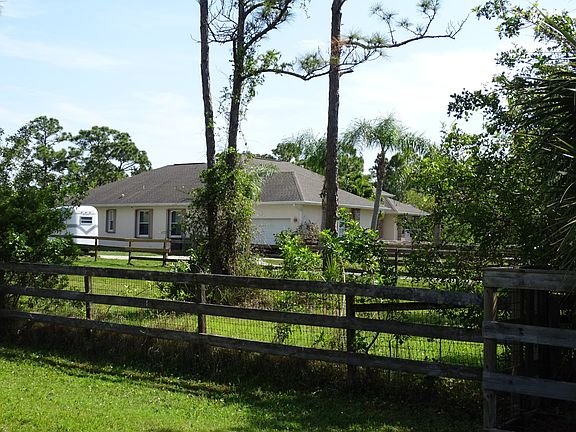 2nd image of 2280 Cypress Lake Dr