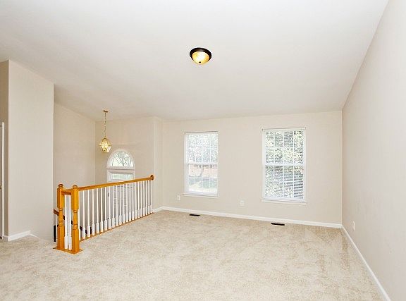 4th image of 2909 Harbor Lights Dr
