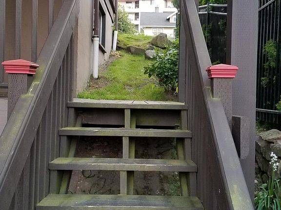 4th image of 911 N Yakima Ave APT 3