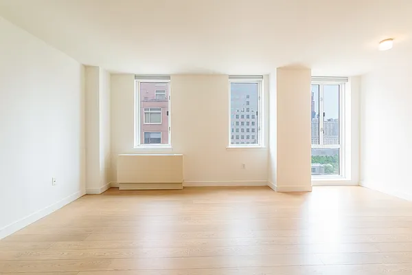 Rented by Keller Williams NYC | media 17
