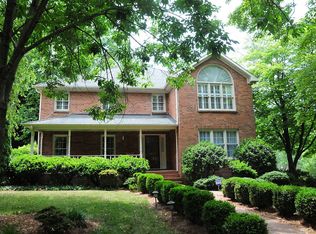 4012 Woodgrove Ln, Winston Salem, NC 27104