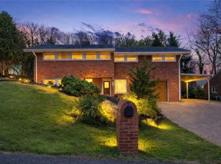 112 Maruth Dr, Pittsburgh, PA 15237
