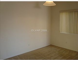 2nd image of 3521 Terraza Mar Ave