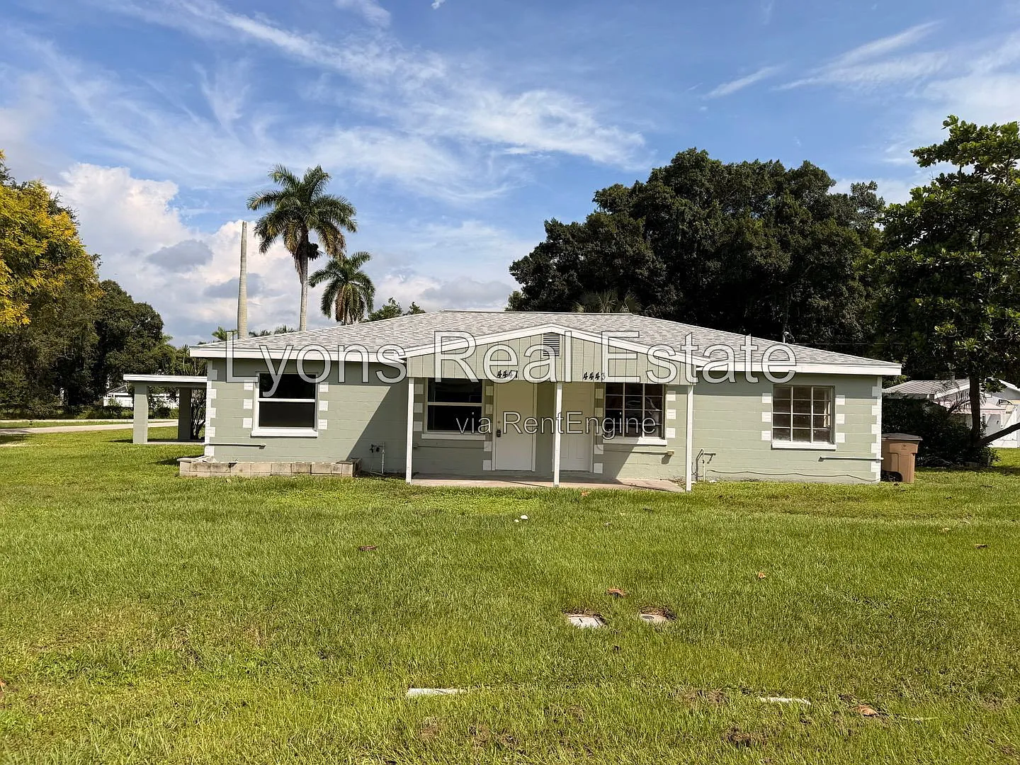 2 bed, 1.0 bath, 696 sqft, $1,500 — Photo 1