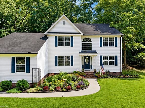 2nd image of 437 Evergreen Way