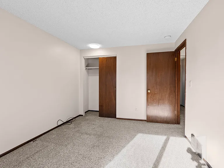 5534 N Driscoll Blvd — Photo 7